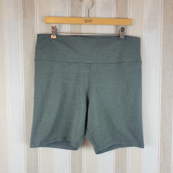 Aerie Chill Play‎ Move Biker Shorts Green Size XXL Extra Extra Large - Picture 1 of 12